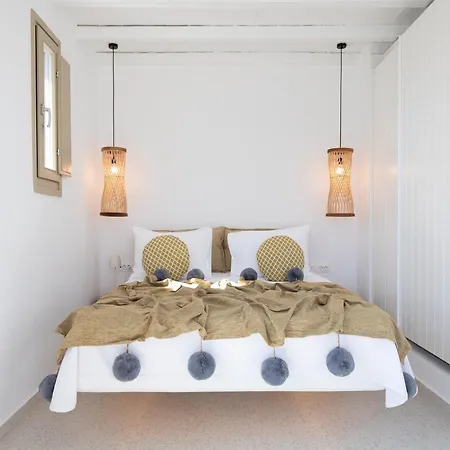 Due Mari Mykonos * Agios Ioannis Diakoftis