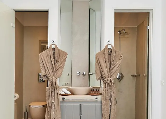 Due Mari Mykonos * Agios Ioannis Diakoftis