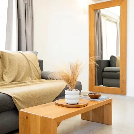 Due Mari Mykonos בית הארחה *